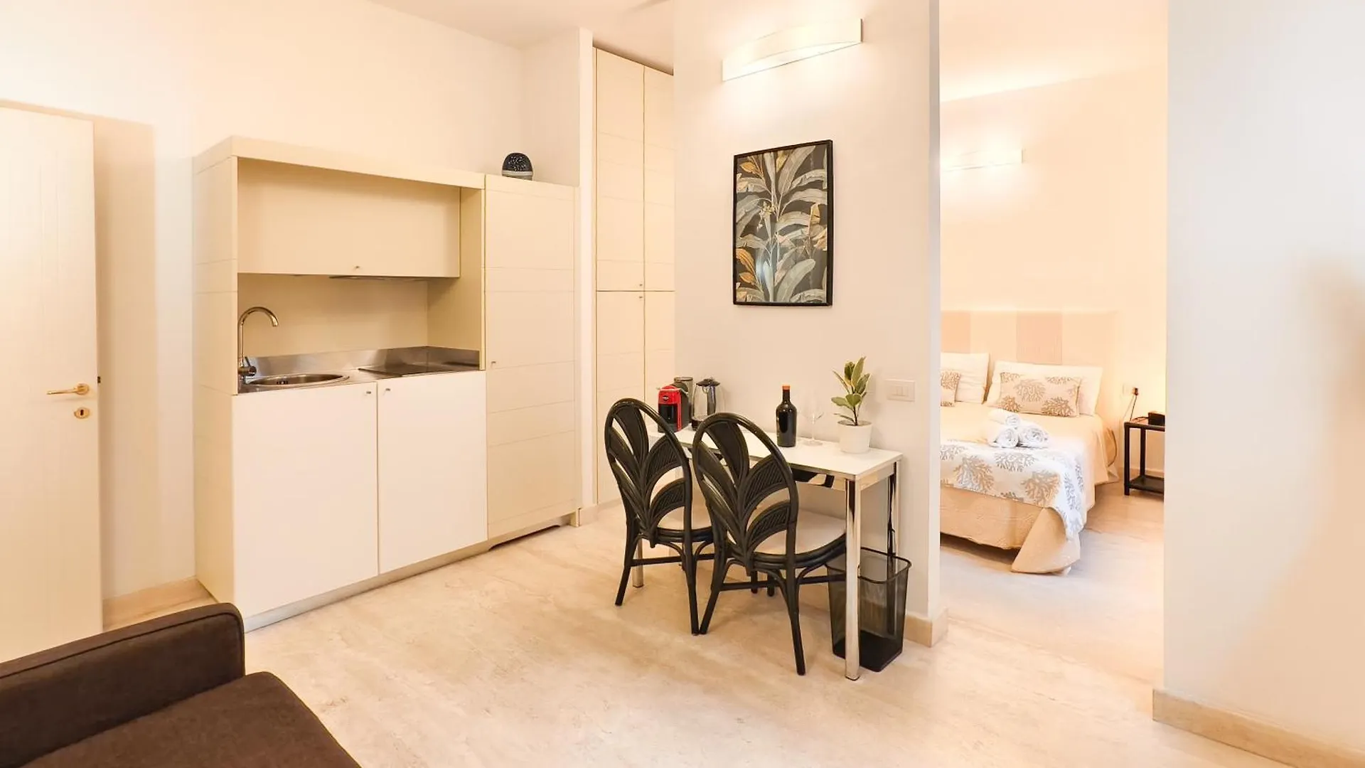 Oidu - Cagliari Suites 0*,  Italien