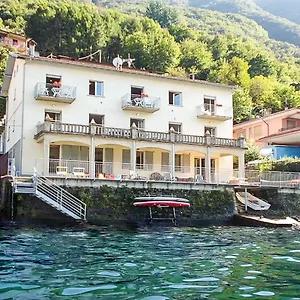 Bellagio , Lezzeno Italien