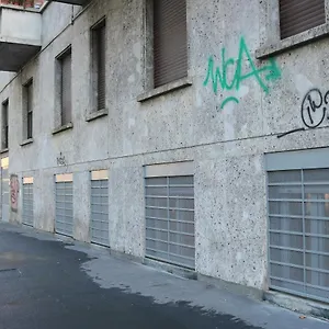  Apartment Station - 3 Italy