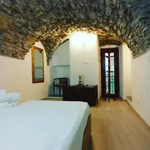 la-grotta.hotelitalianriviera.com/