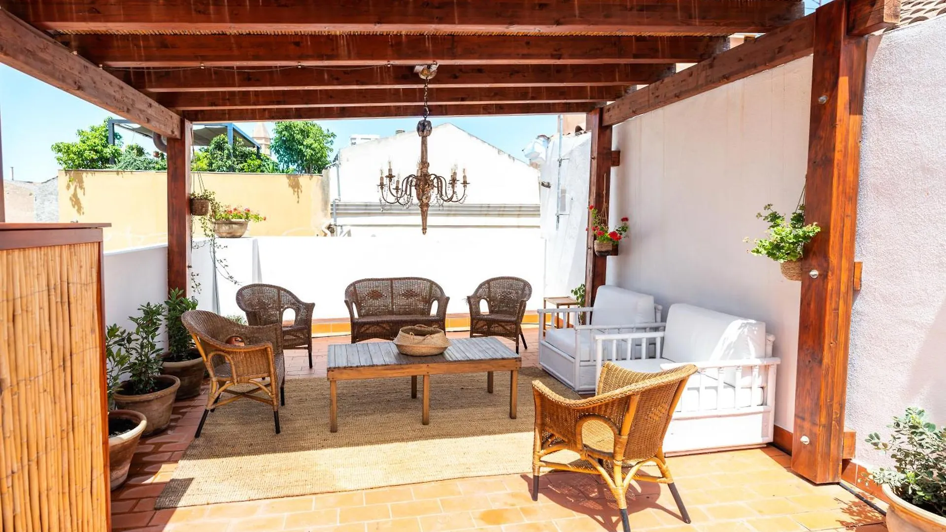 Oidu - Cagliari Suites 0*,